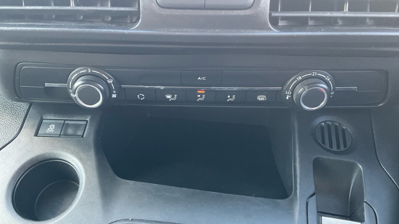 Peugeot Partner Standard Diesel 1000 1.5 BlueHDi 100 Professional Van